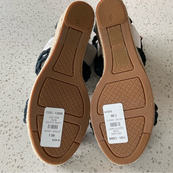 BRAND NEW TORY BURCH NAVY BLUE WEDGE SUEDE SANDAL US SIZE 7.5 GORGEOUS! - Picture 7 of 7